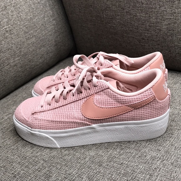 Nike Blazer Low Platform size 6 1/2 us - Picture 5 of 10